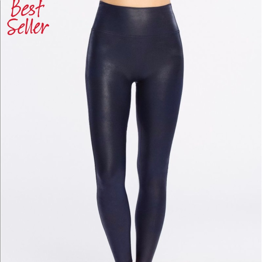 Spanx Faux Leather Legging Navy size Small
